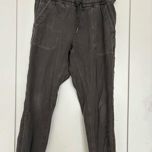 Athleta Grey Farallon Jogger Pants with Soft Fabric and Relaxed Fit